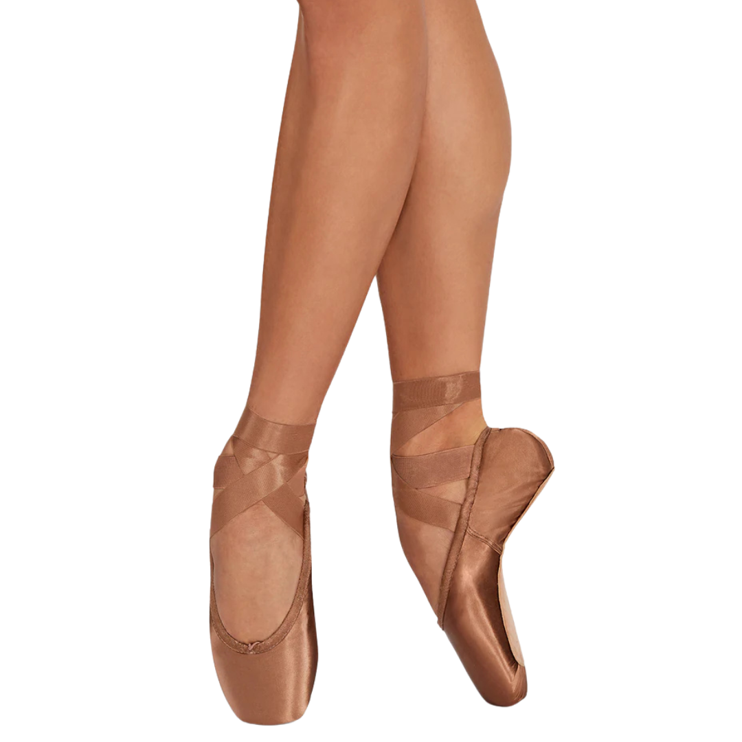European Balance Pointe Shoe B27