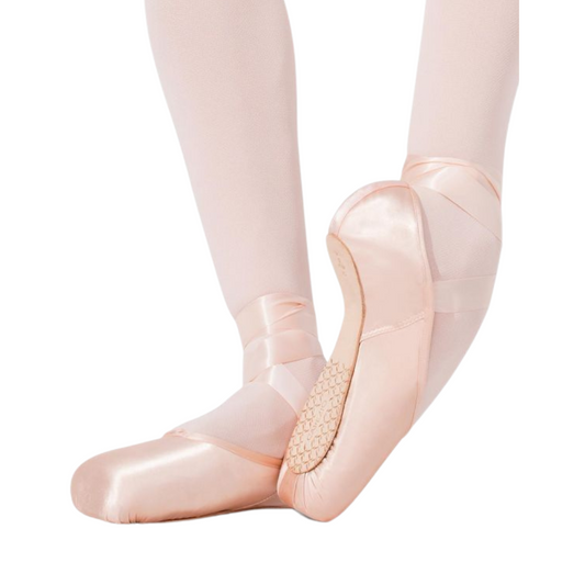 Ava Pointe Shoe- Strong
