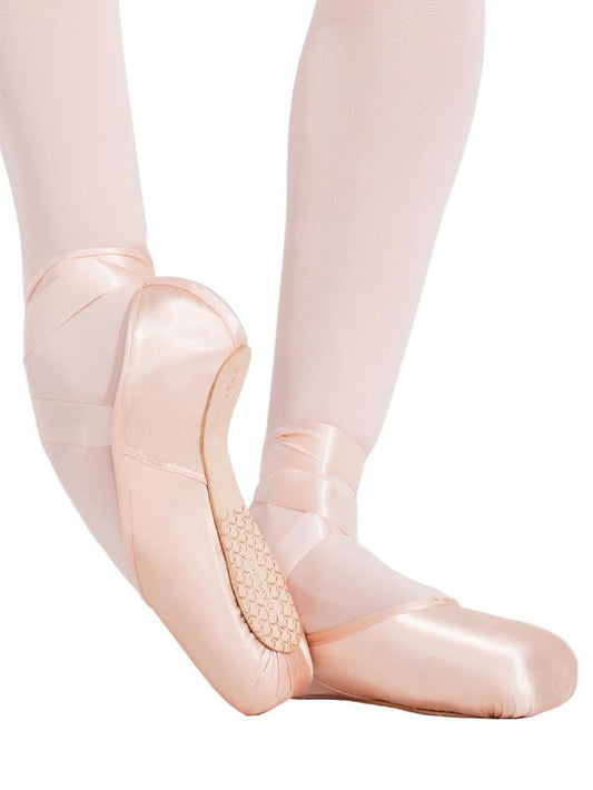 Ava Pointe Shoe