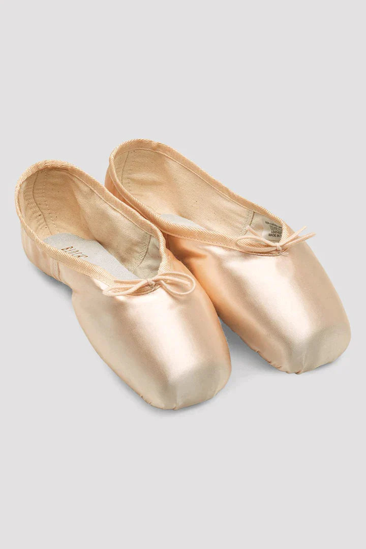 Heritage Pointe Shoe- Strong